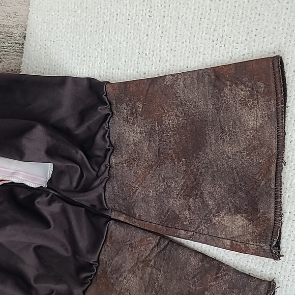 Pirates Of The Caribbean Boy's Deluxe Jack Sparrow Halloween Costume Brown/White - Picture 17 of 17